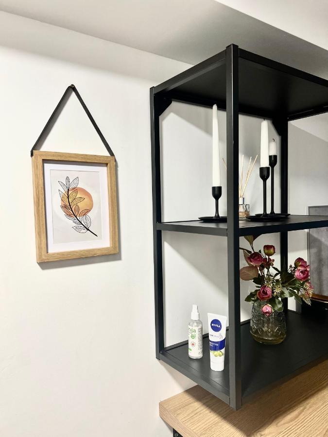 Green Apartment Рига Екстериор снимка